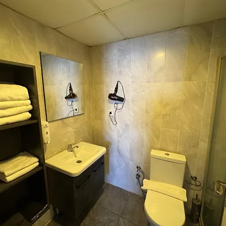 Pin * ブユックチェクメジェ